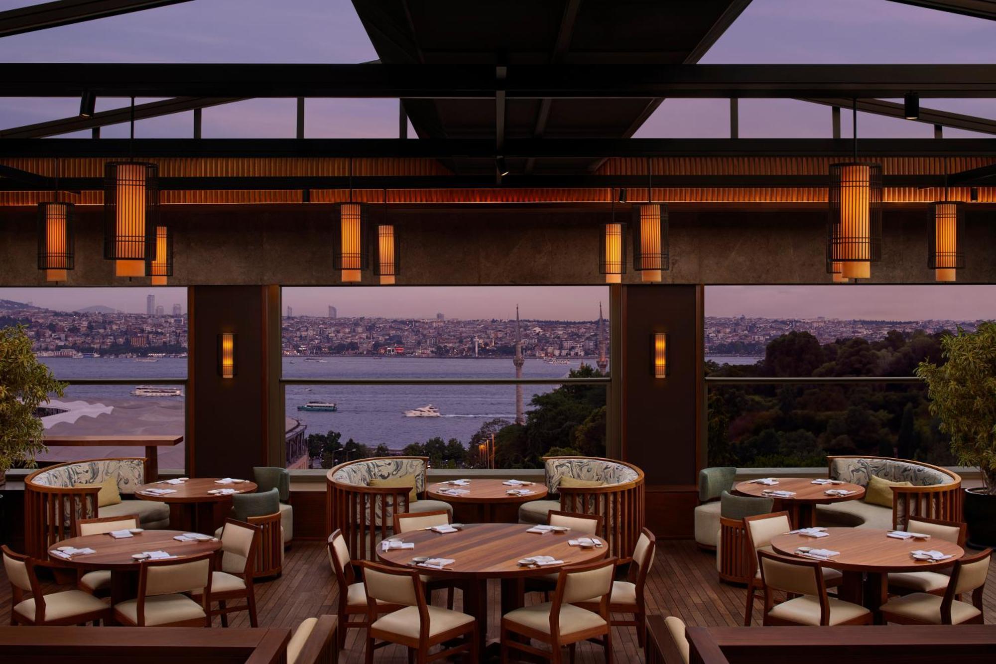 The Ritz-Carlton, Istanbul At The Bosphorus Hotel Exterior photo